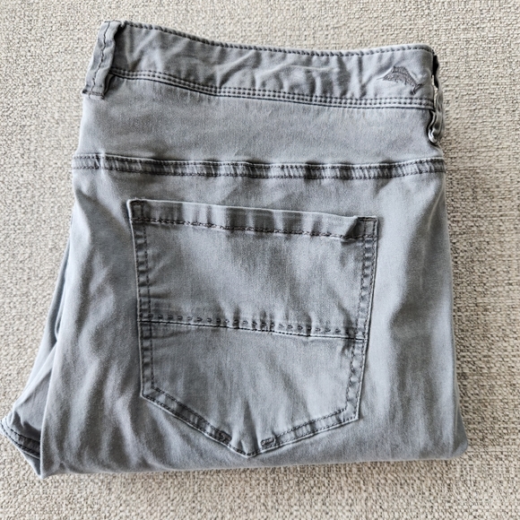 Tommy Bahama Straight Leg Jean Mens Size 38x32 Gray Tencel - Picture 1 of 6